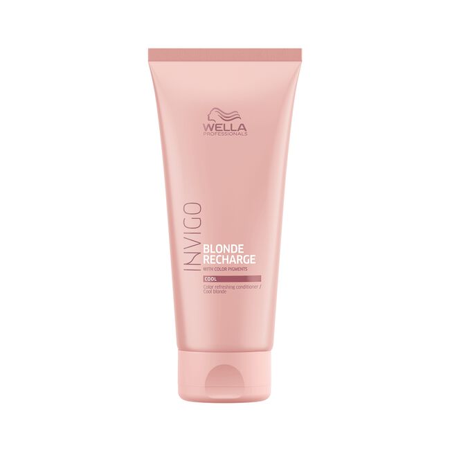 White Smoke Wella INVIGO Recharge Color Refreshing Conditioner Cool Blondes