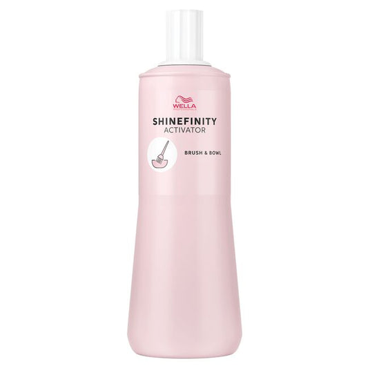 Light Gray Wella Brush & Bowl Activator 2%