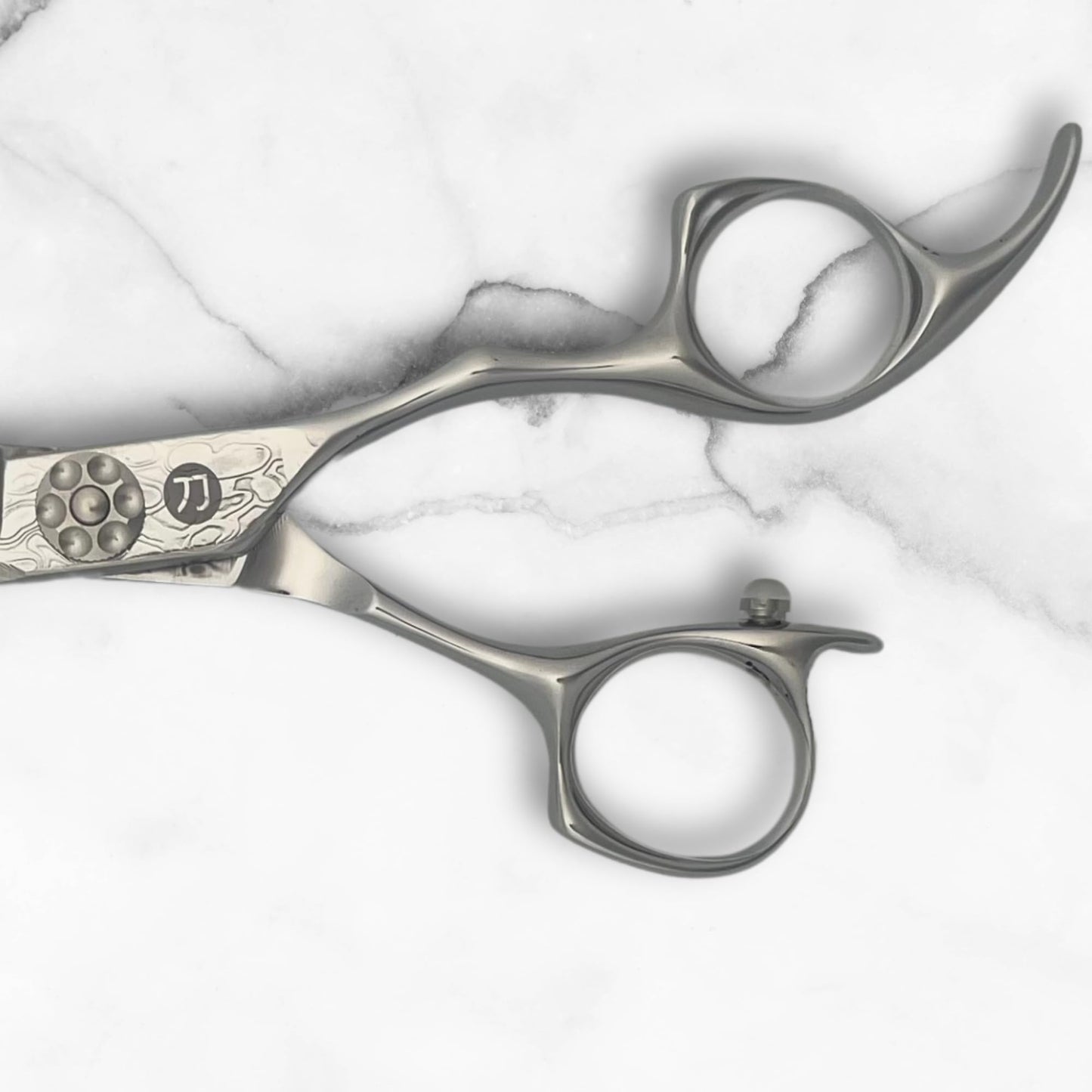 White Smoke 6 Inch Hair Cutting Shears Made From Damascus Steel - Saki Kanzen - For Professional Haircutting - Wet or Dry Hair