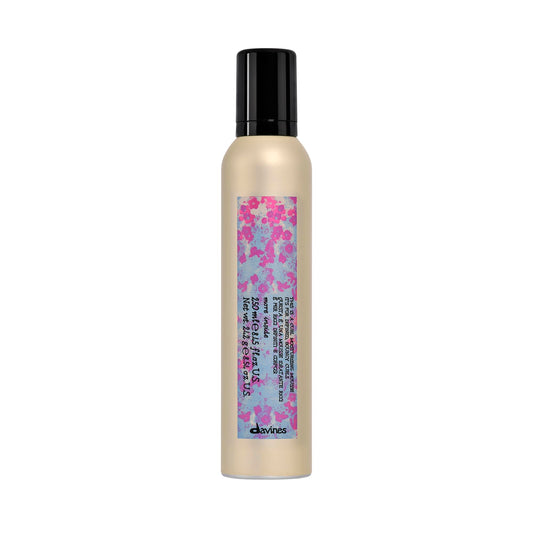 Gray Davines This Is A Curl Moisturizing Mousse, Medium Hold Hydration & Bounce - Creamy Mousse for Defined Curls - Adds Structure & Softness, 8.45 Fl Oz