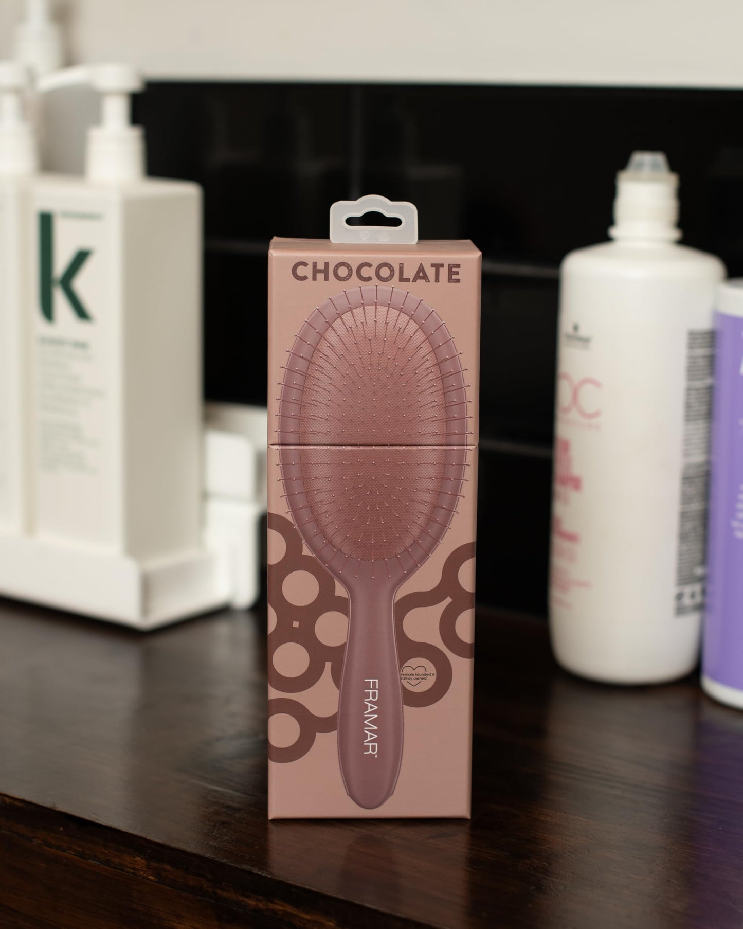 Black FRAMAR Chocolate Hair Brush Detangler – Wet Hair Brushes For Women, Womens Hair Brush, Hair Accessories, Hairbrush For Women, Cepillos Para Cabello, Reduces Breakage – Detangle Brush