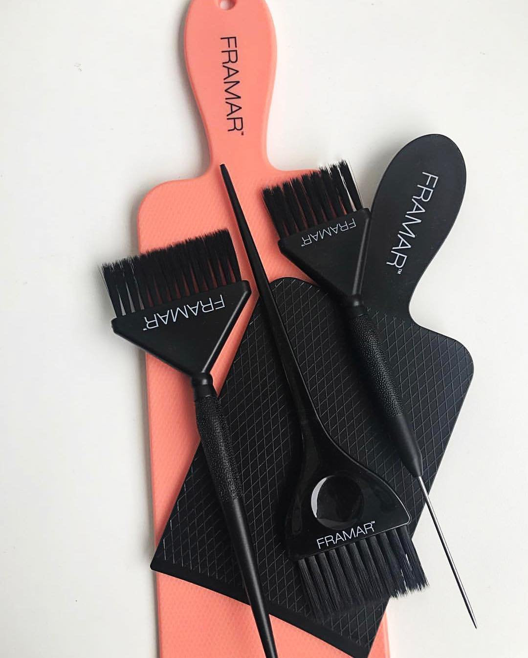 Black FRAMAR Balayage Board and Paddle Set - Long & Short Foil Board For Highlights, Highlighting Board, Textured Surface Improves Grip, Faster, Smoother Workflow, Curved for Closer-to-Head Use – 2 Pack