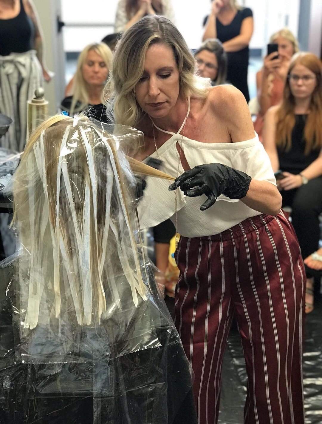 Black FRAMAR Cling Free Balayage Film - Saran Wrap for Balayage with Hair Bleach, Hair Dye, Zero Cling Film, Customizable Length - 300 Feet