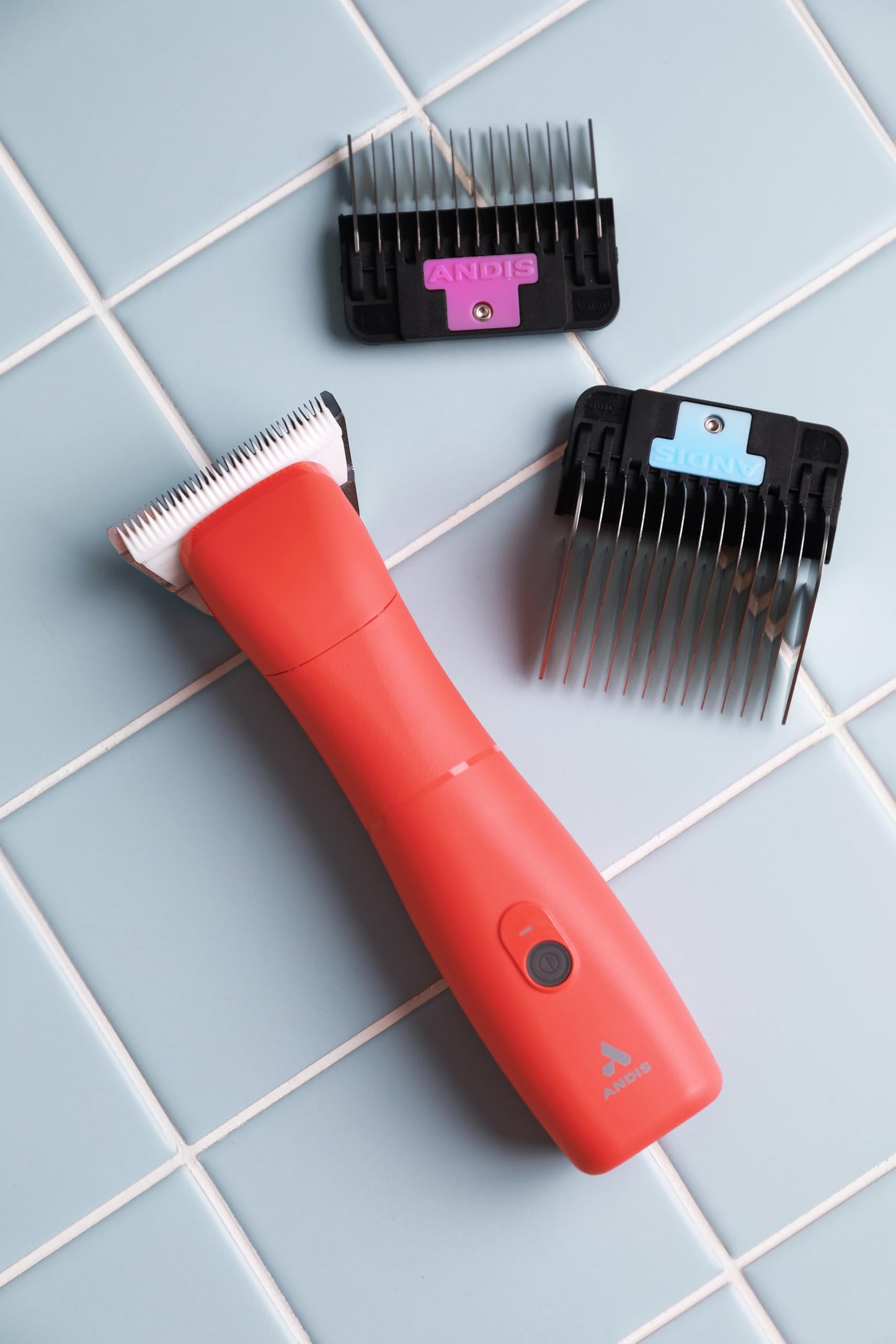 Light Steel Blue Andis 562275 Emerge Cord/Cordless Pet Clipper – Detachable Wide Blade, Includes #30 ceramicEDGE, Powerful Motor, Professional Grooming Performance
