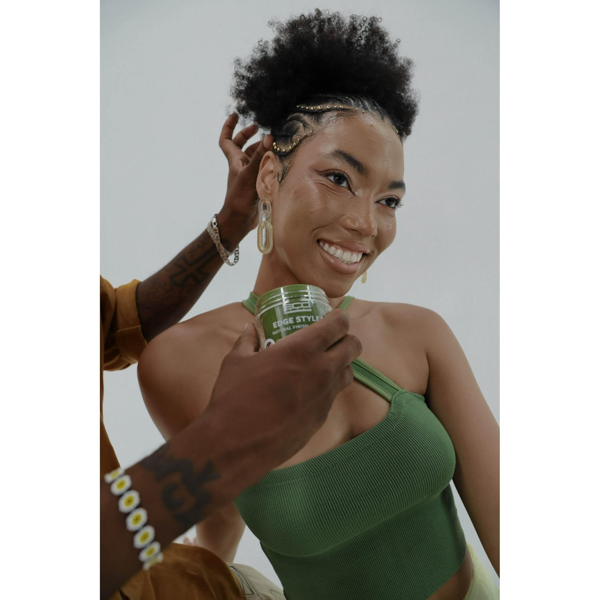 Gray Ecoco Eco Styler Natural Finish Pomade with Olive Oil Edge Styler Strong Hold 3 oz