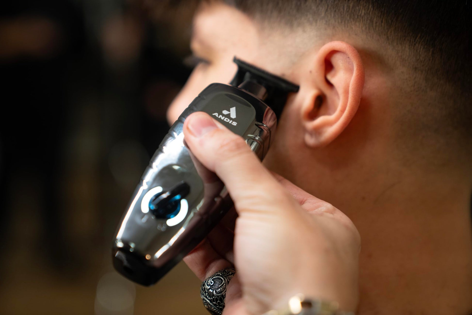 Black Andis 562627 GTX-EXO II Professional Cordless Lithium-ion Electric Beard & Hair Trimmer with Charging Stand, Black Chrome