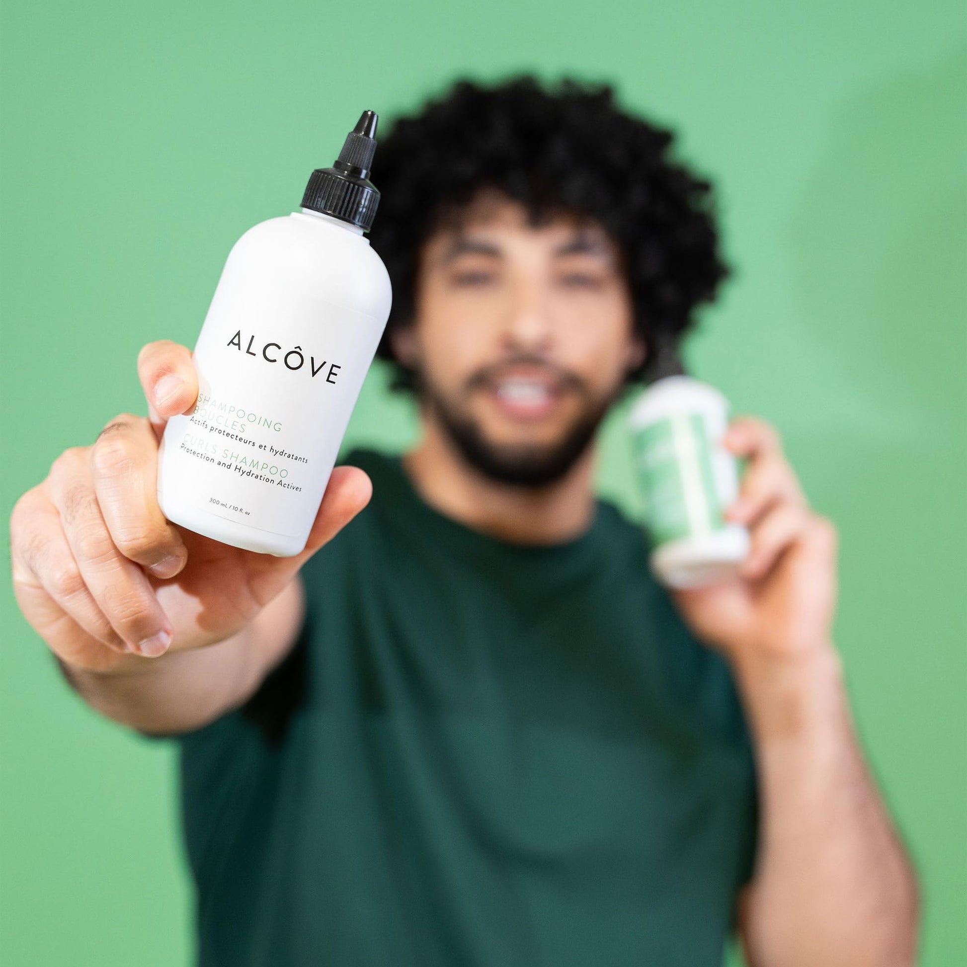 Dark Sea Green Alcôve - Curls Shampoo - Hydrating Formula - Sulfate-Free - Enhances Curl Definition - Frizz Control - Wavy Curly Coily Hair - Gentle Cleanse - Spa-Like Experience- For Women and Men - 10 fl.oz Bottle