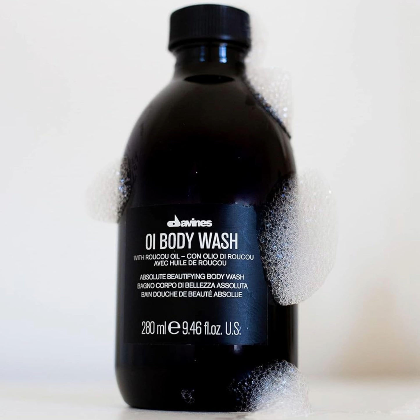 Lavender Davines OI Body Wash, Gently Cleansing Moisturizing Body Wash for All Skin Types - Hydrates & Softens Skin with Antioxidant Roucou Oil - Rich Creamy Foam with Signature OI Scent, 9.47 Fl Oz