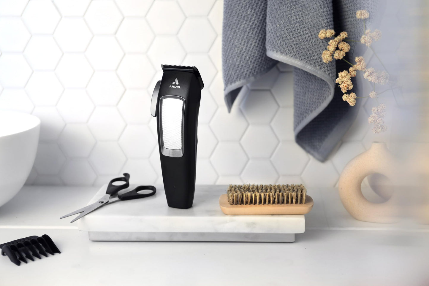 White Smoke Andis 40000 inCRED Lithium-Ion Adjustable Blade Cordless Hair Clipper Kit, High Speed Motor, Compact and Quiet, Titanium Coated Stainless-Steel Blade, Black