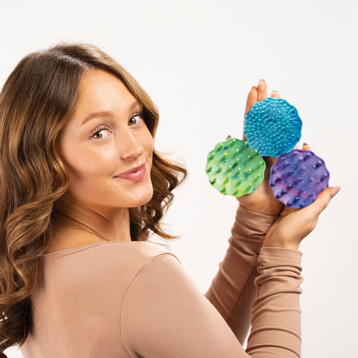 White Smoke Olivia Garden Scalp Diva Scalp Care Brush - Healthy hair starts with a healthy scalp - Helps with Exfoliating, Cleansing and Massaging - Professional Hair Care Tool for All Lengths - Snag-Free Design