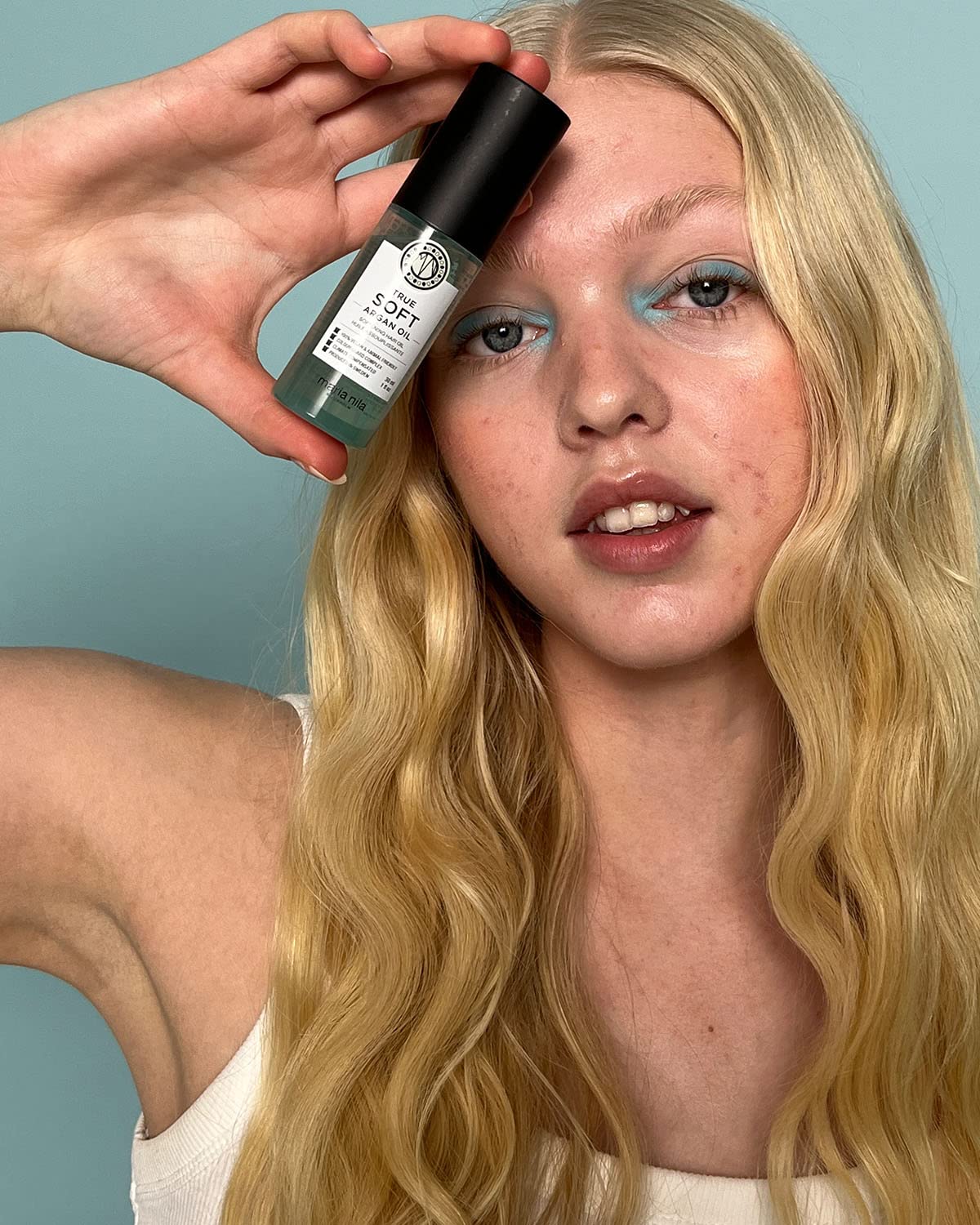 Rosy Brown Maria Nila, The Styling Beauty Bag, 5 Styling Products to get Creative with your Looks, 100% Vegan & Sulfate/Paraben free