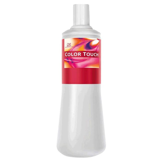 Light Gray Wella 4% Intensive Emulsion Developer