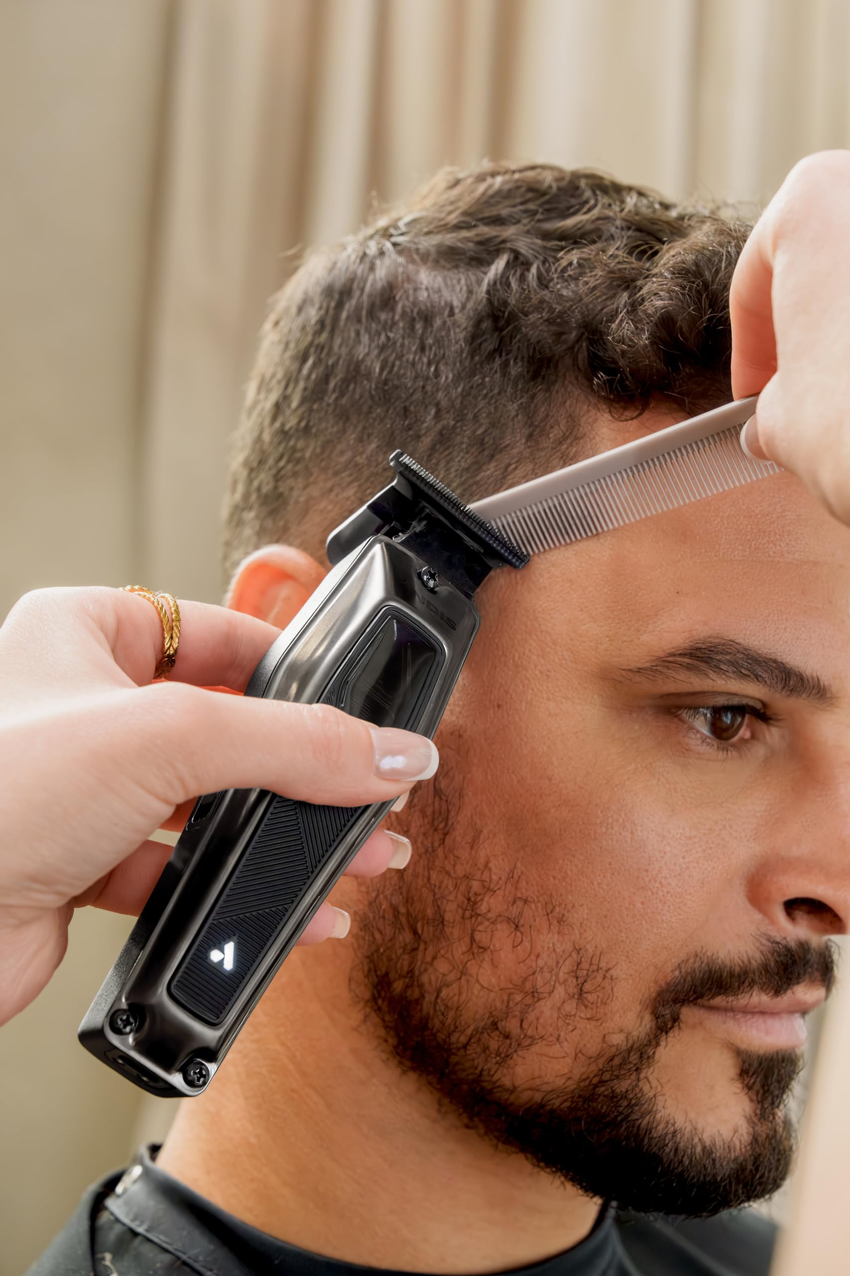 Rosy Brown Andis 562703 Recon Professional Barber Vector Motor Beard & Hair Cordless Trimmer, DLC T-Blade, USB-C Charging with Premium Charge Stand, Black
