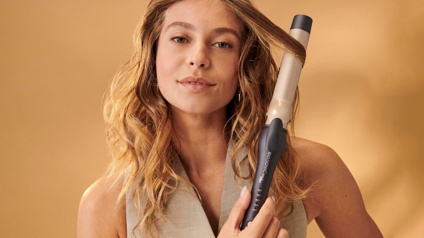 Sandy Brown Bio Ionic GoldPro 1" Curling Iron, Blue, Moisturising Heat & 24K Gold MX, New & Improved 15% Longer Barrel Ceramic Curling Iron, Adjustable Heat, Versatile Hair Styling Wand for Long-Lasting Curls