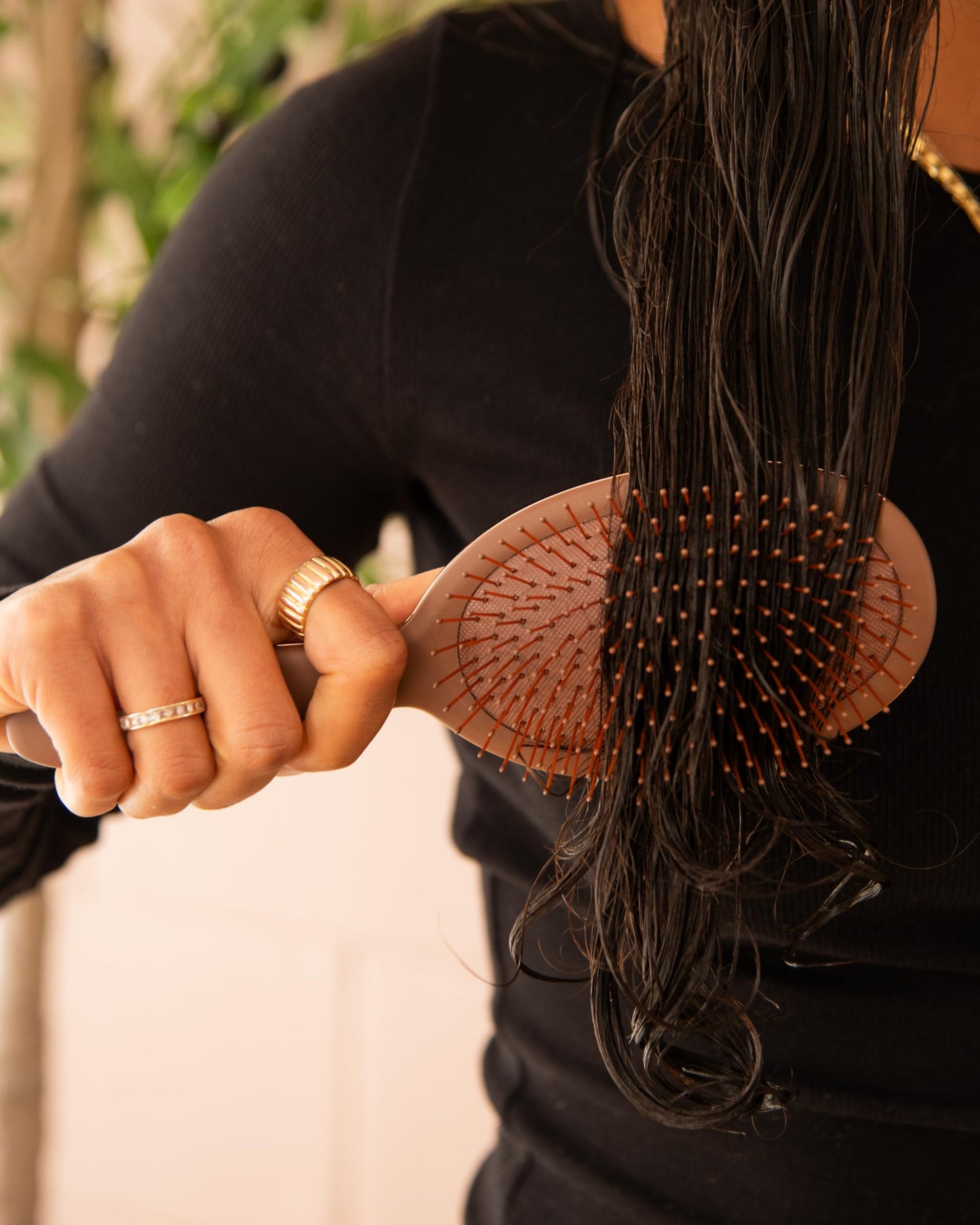Black FRAMAR Chocolate Hair Brush Detangler – Wet Hair Brushes For Women, Womens Hair Brush, Hair Accessories, Hairbrush For Women, Cepillos Para Cabello, Reduces Breakage – Detangle Brush