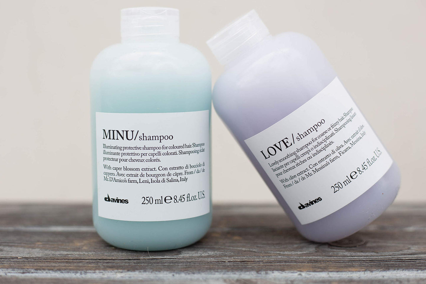 Light Gray Davines LOVE Smoothing Shampoo | for Curly and Unruly Hair, Frizzy Hair | Smoothing Hair Products with Olive Extract | 8.45 Fl Oz