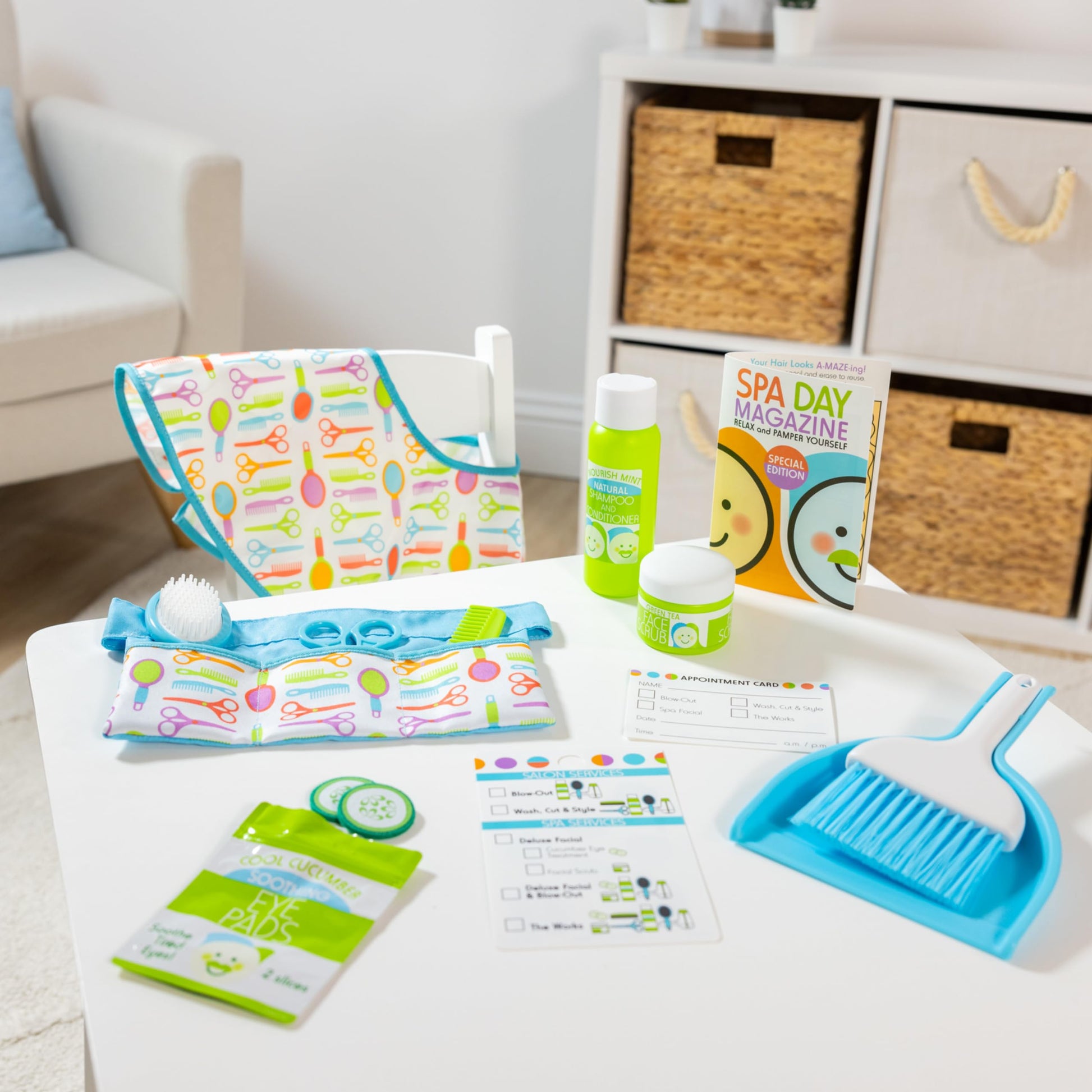 Light Gray Melissa & Doug Love Your Look - Salon & Spa Play Set