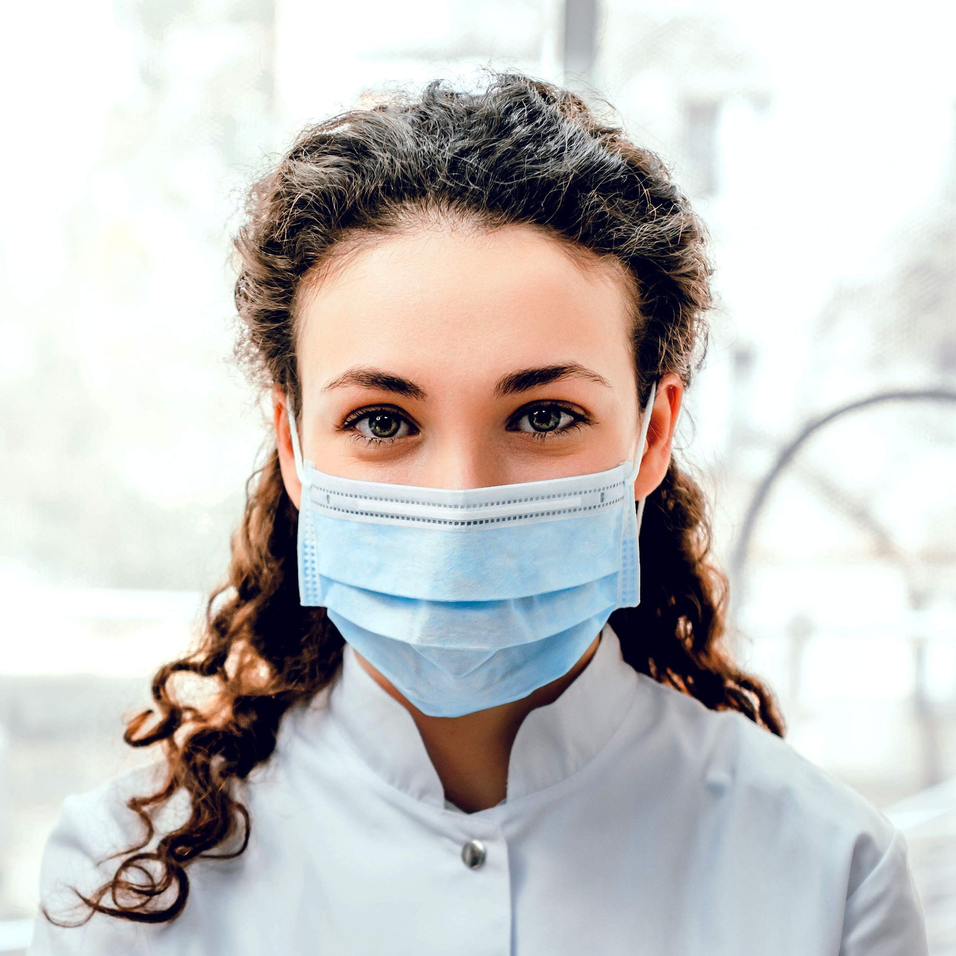 White Smoke 50-pcs Disposable 3-ply Non-Woven Nose Fitting face mask for Personal use (Non-Medical)