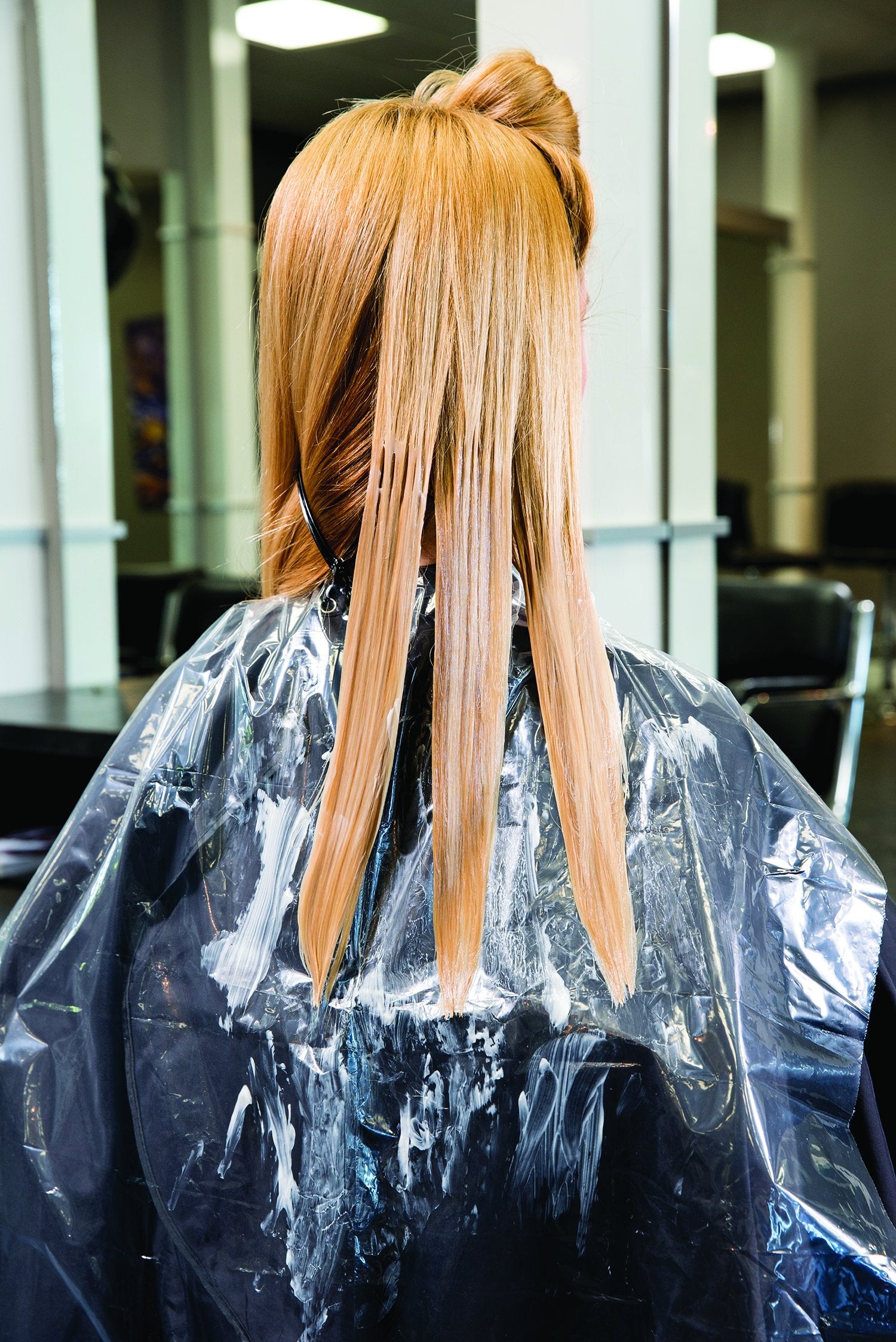 Black FRAMAR Backwards Bib Disposable Hair Cutting Capes Salon, Protects Clients, Disposable Salon Capes & Chair, Hair Dye Cape, Barber Cape – 50 bibs