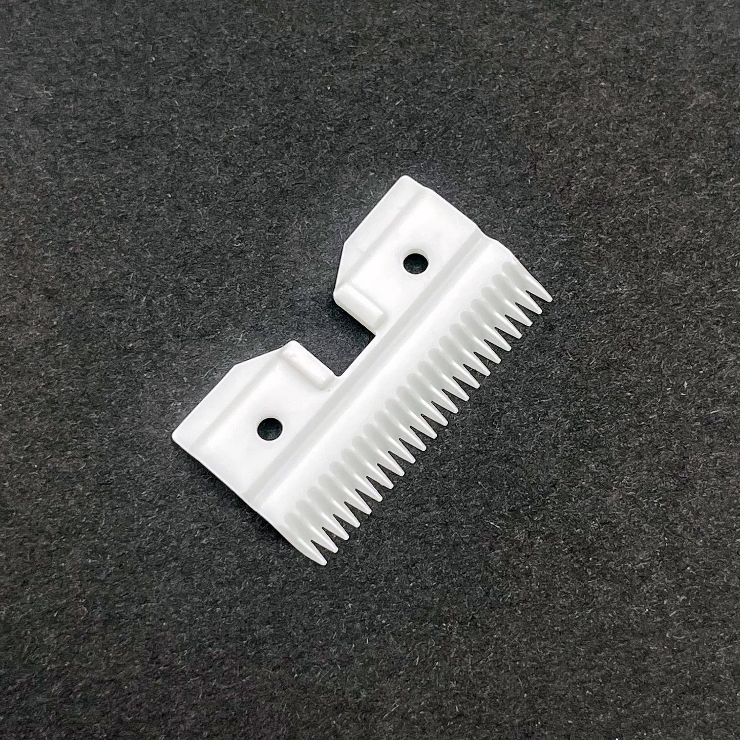 Dark Slate Gray OwnLifeYF 3PCS Ceramic Coarse Pet Replacement Blade Cutter Compatible with Andis 64440, Compatible with Oster A5, Compatible with Walh KM Series Clippers, 22 Teeth