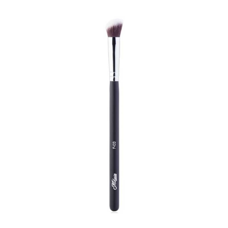White Smoke Mikasa  Angled Detail Brush