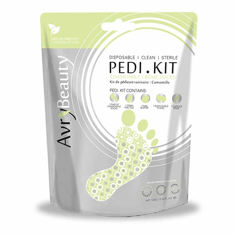 White Smoke AvryBeauty Pedi Kit W/Chamomile Creme Socks AK005CHML-P00737