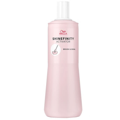 Light Gray Wella Shinefinity Brush & Bowl Activator 2% 33oz