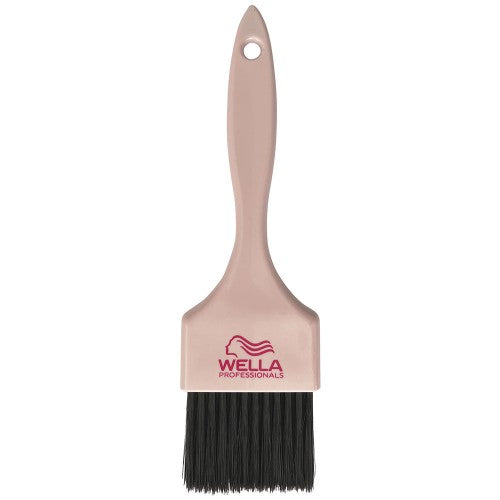 White Smoke Wella Shinefinity Applicator Brush